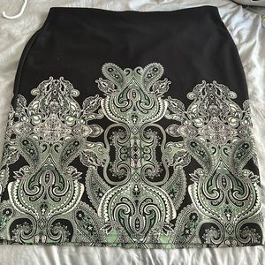 Pencil Skirt with Flower Hem Design (Size XL)